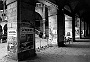 Il portico in Piazza della Erbe - Anno 1983